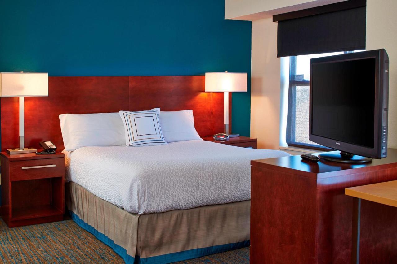 Residence Inn Minneapolis St. Paul/Розвилл Экстерьер фото